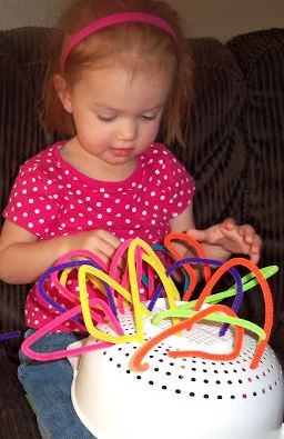 toddler activity using pipecleaners